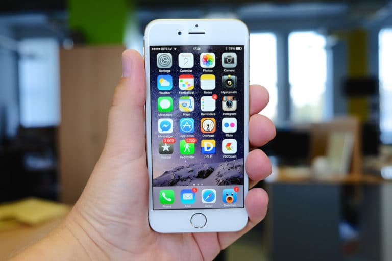 How to Tackle Crooked Employees Technologically